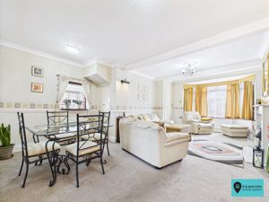 Living/Dining Room- click for photo gallery